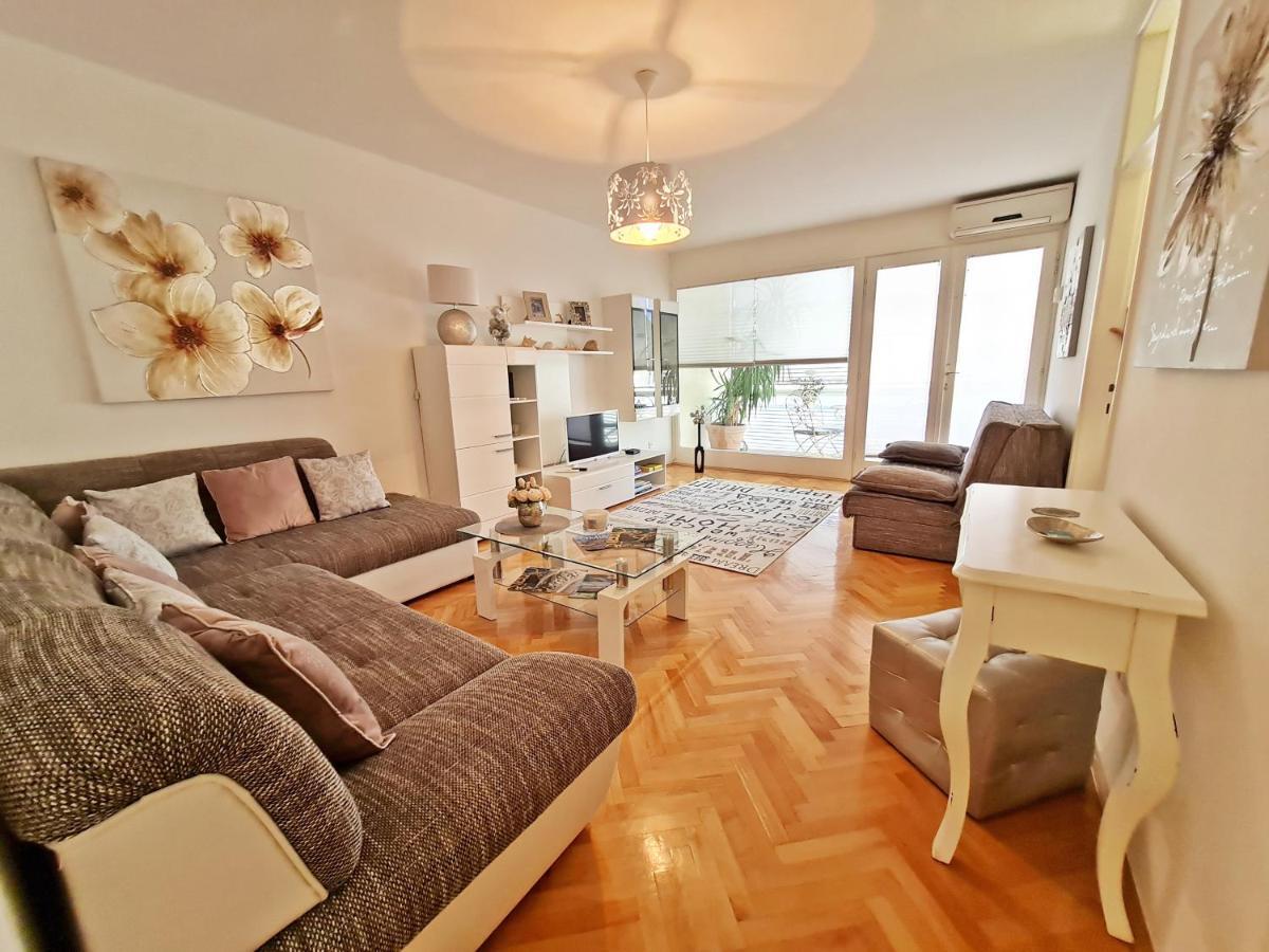 Beach Apartment Ivana Omiš Eksteriør billede