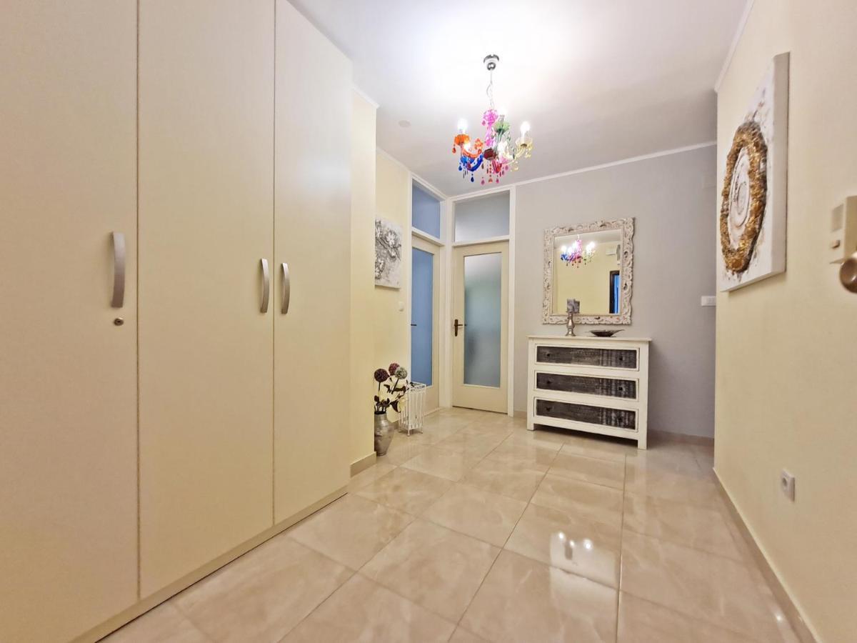 Beach Apartment Ivana Omiš Eksteriør billede