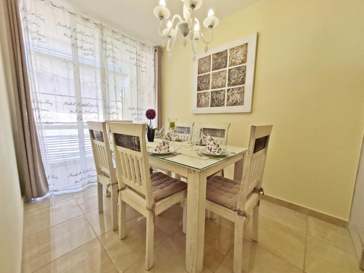Beach Apartment Ivana Omiš Eksteriør billede